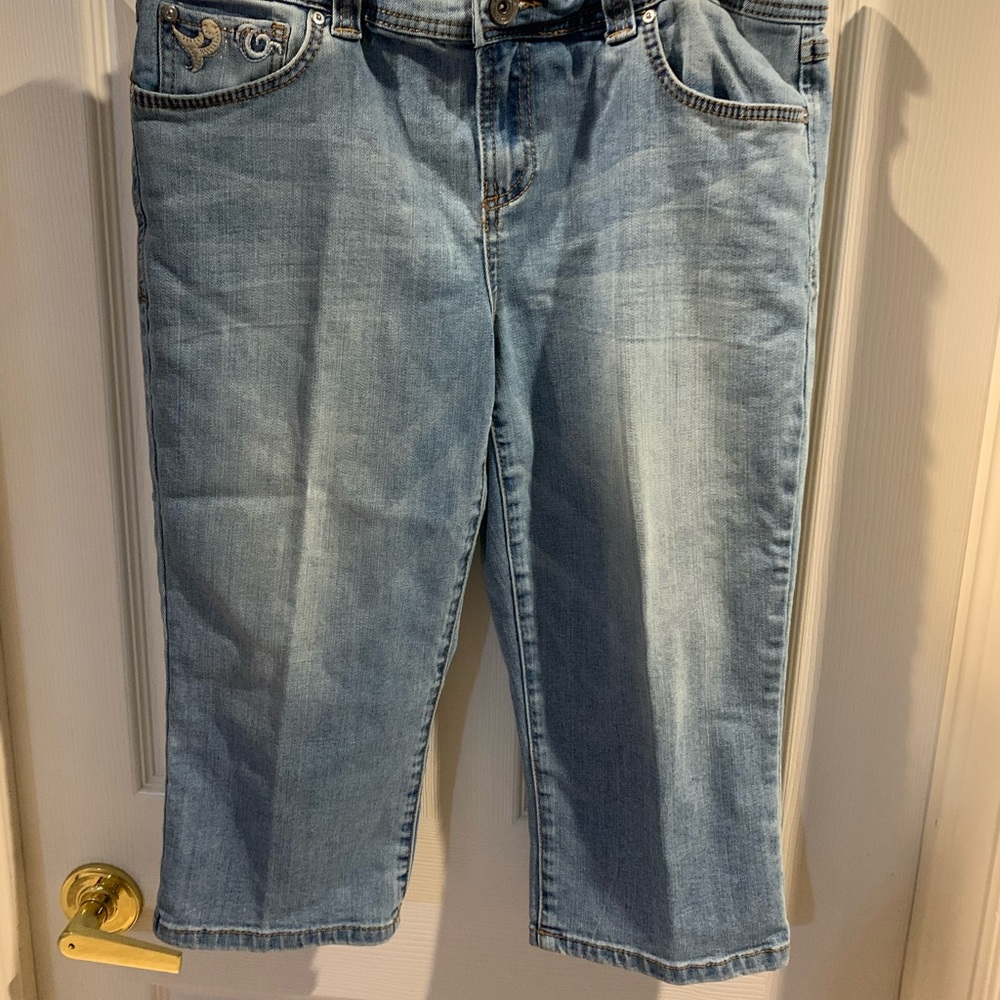 INC. International Concepts Embellished Capris